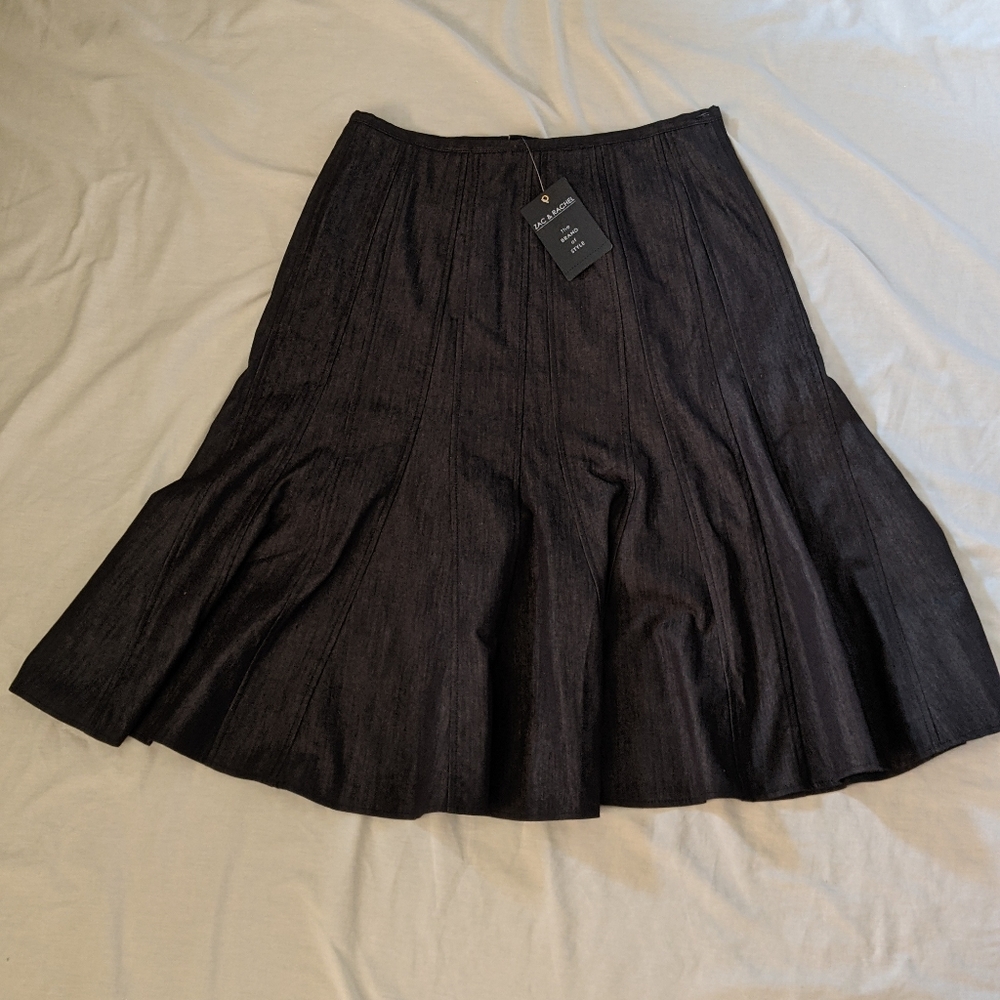NWT Zac & Rachel black skirt size 10